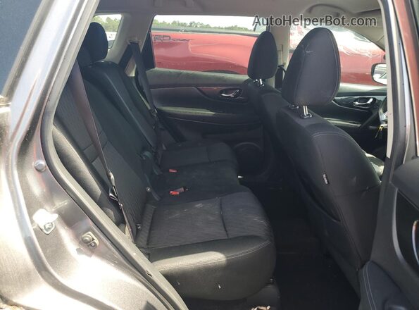KNMAT2MT5JP596484 2018 NISSAN ROGUE Черный Вид задних сидений