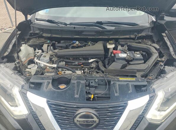 KNMAT2MT5JP603546 2018 NISSAN ROGUE Black ძრავის განყოფილების ხედი
