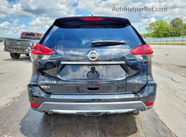 KNMAT2MT5JP618614 2018 NISSAN ROGUE Black Widok z tyłu