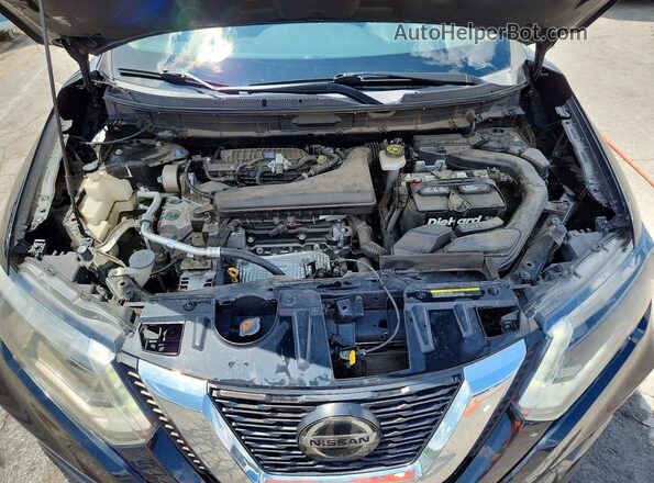 KNMAT2MT5JP618614 2018 NISSAN ROGUE Black Widok komory silnika