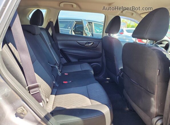 KNMAT2MT6HP519391 2017 NISSAN ROGUE Gray უკანა სალონის ხედი