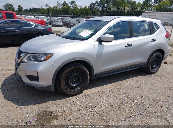 KNMAT2MT6HP533131 2017 NISSAN ROGUE Silver Vista tres cuartos delantera izquierda