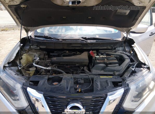 KNMAT2MT6HP533131 2017 NISSAN ROGUE Silver Vista trasera