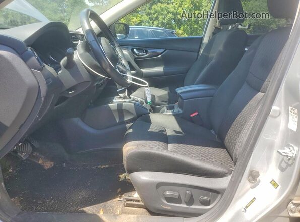 KNMAT2MT6HP537843 2017 NISSAN ROGUE Silver Vista interior delantera