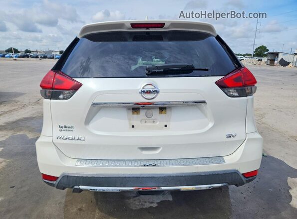 KNMAT2MT6HP609902 2017 NISSAN ROGUE White Rear view