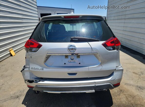 KNMAT2MT6JP570377 2018 NISSAN ROGUE Silver 