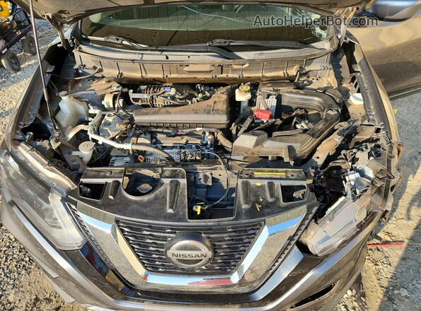 KNMAT2MT6JP582643 2018 NISSAN ROGUE Gray Vista del compartimento del motor