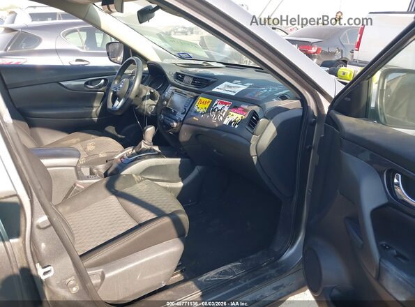 KNMAT2MT6KP536005 2019 NISSAN ROGUE Gray Front interior view