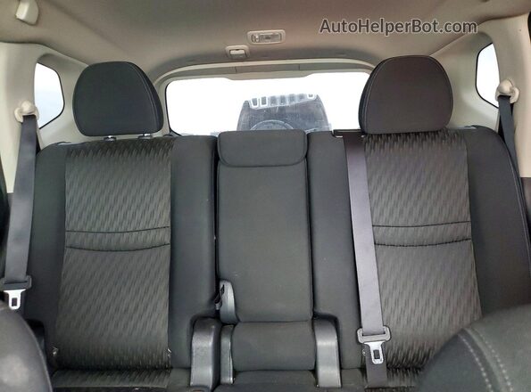 KNMAT2MT7HP516354 2017 NISSAN ROGUE White Vista de los asientos traseros