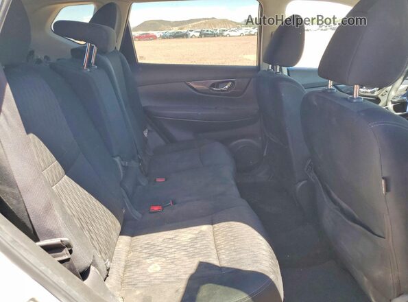 KNMAT2MT7HP544848 2017 NISSAN ROGUE Silver Vista interior trasera
