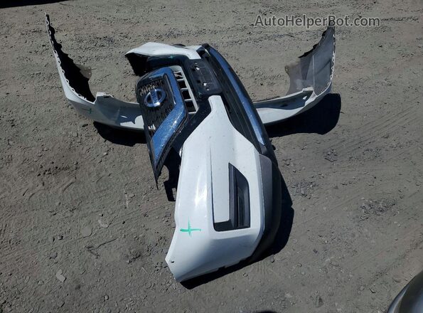 KNMAT2MT7HP550276 2017 NISSAN ROGUE White Vista del compartimento del motor