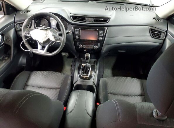 KNMAT2MT7HP570754 2017 NISSAN ROGUE Silver Dashboard view