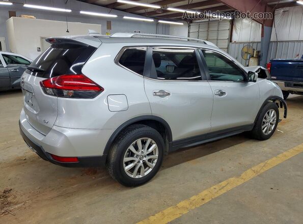 KNMAT2MT7HP570754 2017 NISSAN ROGUE Silver Rear right
