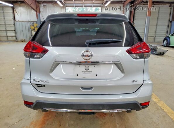 KNMAT2MT7HP570754 2017 NISSAN ROGUE Silver Rear view