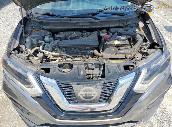 KNMAT2MT7HP611156 2017 NISSAN ROGUE Gray Rear interior view