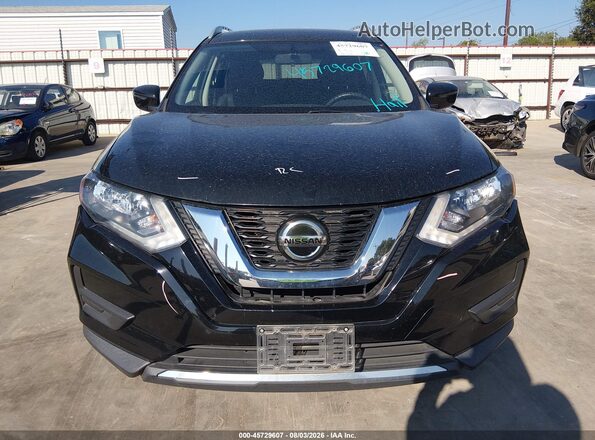 KNMAT2MT7JP524878 2018 NISSAN ROGUE Черный Вид задней части салона