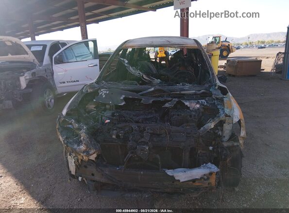 KNMAT2MT7JP540398 2018 NISSAN ROGUE White Widok z przodu