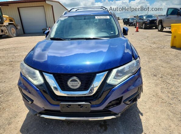 KNMAT2MT7JP563566 2018 NISSAN ROGUE Синий Вид спереди
