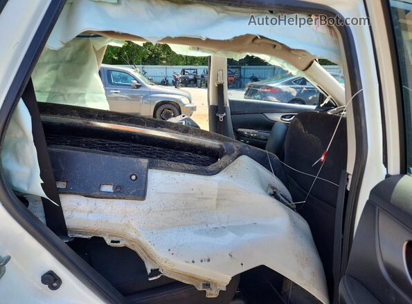 KNMAT2MT8GP615909 2016 NISSAN ROGUE White Vista interior trasera