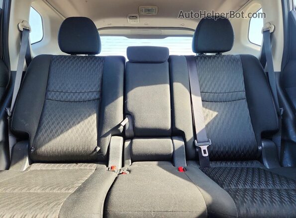 KNMAT2MT8HP506433 2017 NISSAN ROGUE Gray Widok tylnych siedzeń