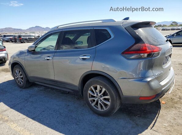 KNMAT2MT8JP535582 2018 NISSAN ROGUE Silver Trasero izquierdo