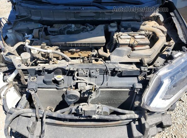 KNMAT2MT8JP548090 2018 NISSAN ROGUE Black Vista del compartimento del motor
