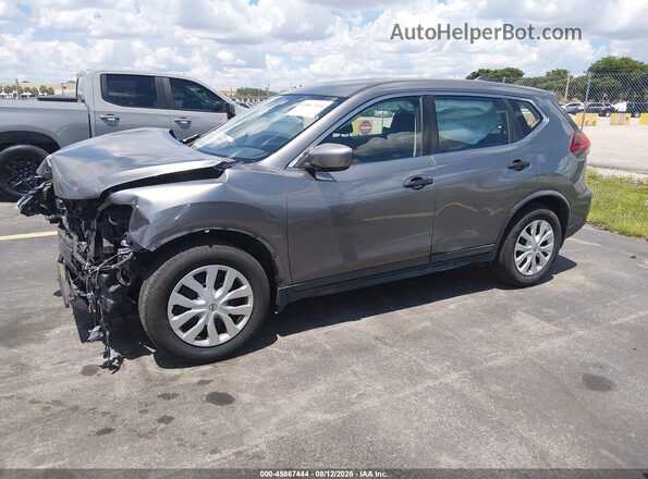 KNMAT2MT8JP567299 2018 NISSAN ROGUE Серый Передняя левая четверть