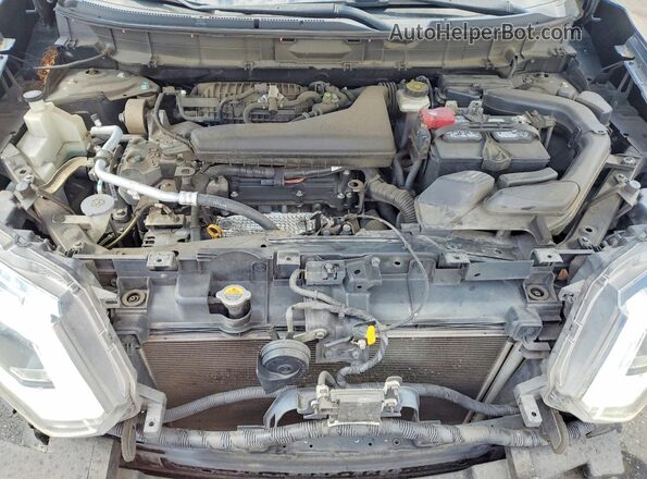 KNMAT2MT8JP570316 2018 NISSAN ROGUE Black Vista del compartimento del motor