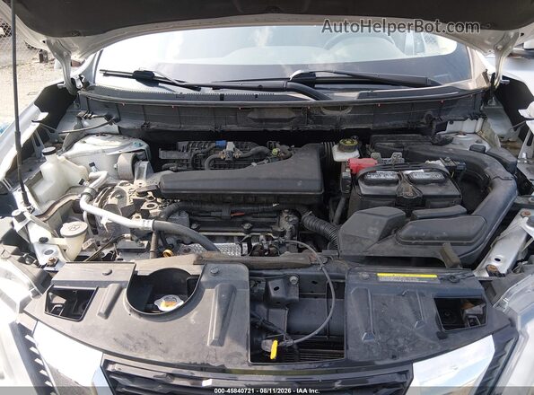 KNMAT2MT9HP565331 2017 NISSAN ROGUE Silver Հետևի տեսք