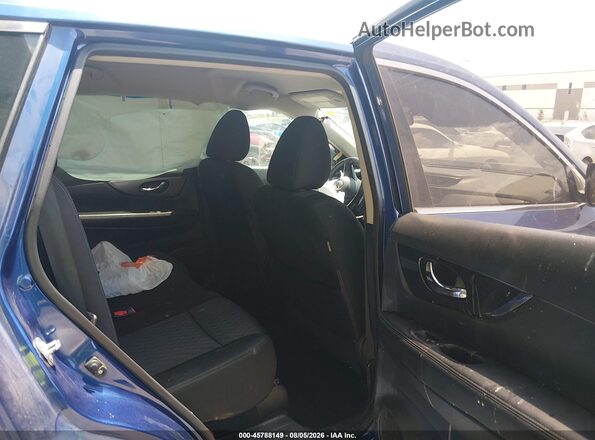 KNMAT2MT9JP520962 2018 NISSAN ROGUE Blue Widok naklejki z numerem VIN