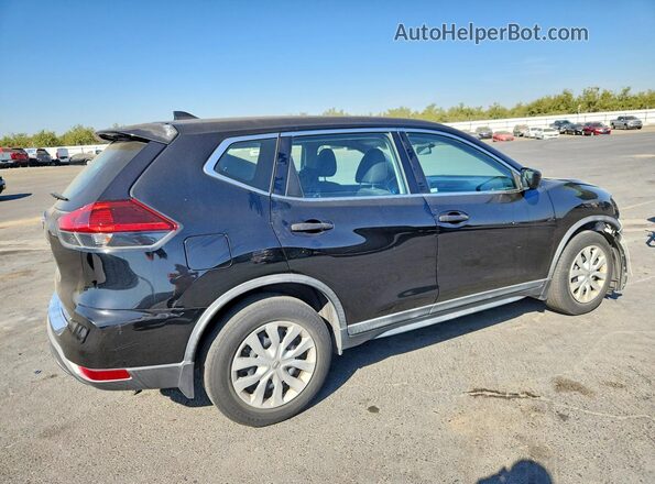 KNMAT2MT9JP543156 2018 NISSAN ROGUE Black Задня права чверть