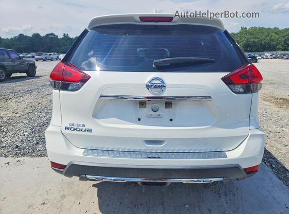 KNMAT2MT9JP581888 2018 NISSAN ROGUE Белый Вид сзади