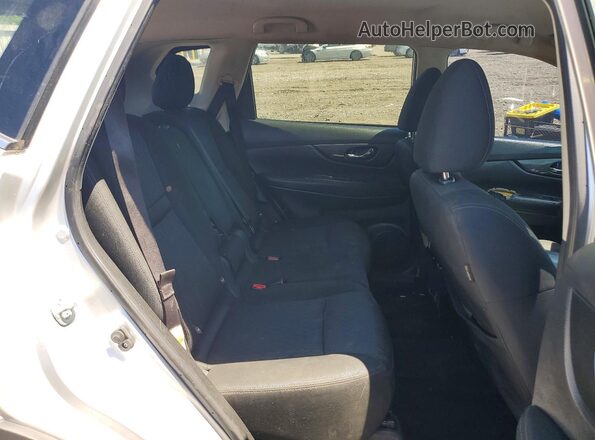 KNMAT2MT9KP518324 2019 NISSAN ROGUE Silver Rear interior view