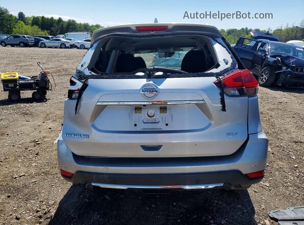 KNMAT2MT9KP518324 2019 NISSAN ROGUE Silver Rear view