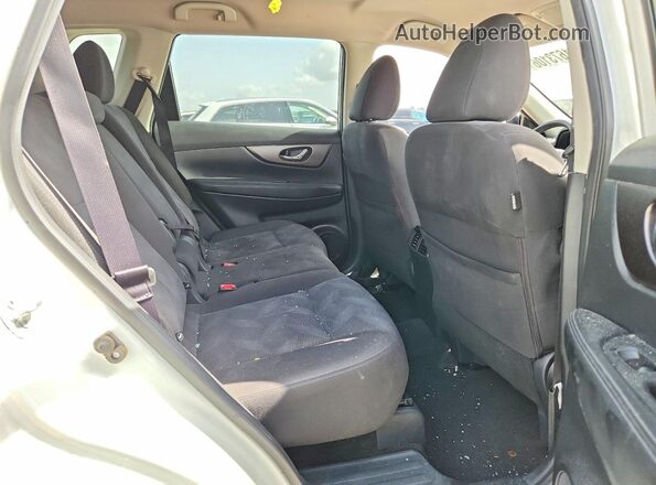 KNMAT2MTXGP719673 2016 NISSAN ROGUE Белый Вид задней части салона