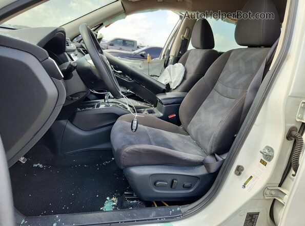 KNMAT2MTXGP719673 2016 NISSAN ROGUE Белый Вид салона спереди