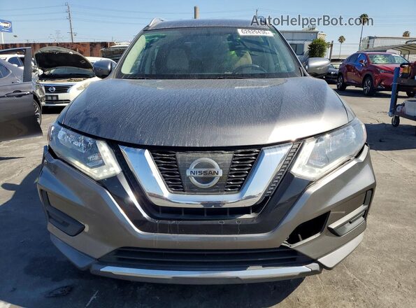 KNMAT2MTXHP502092 2017 NISSAN ROGUE Gray Front view