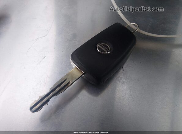 KNMAT2MTXHP523251 2017 NISSAN ROGUE Blue Առջևի վահանակի տեսք