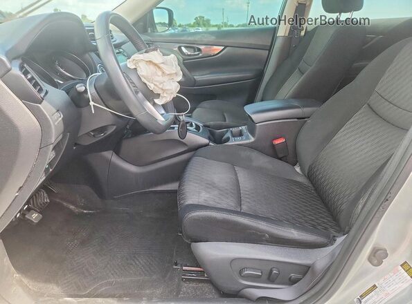 KNMAT2MTXHP605383 2017 NISSAN ROGUE Silver წინა სალონის ხედი