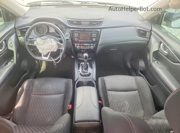 KNMAT2MTXHP605383 2017 NISSAN ROGUE Silver წინა პანელის ხედი