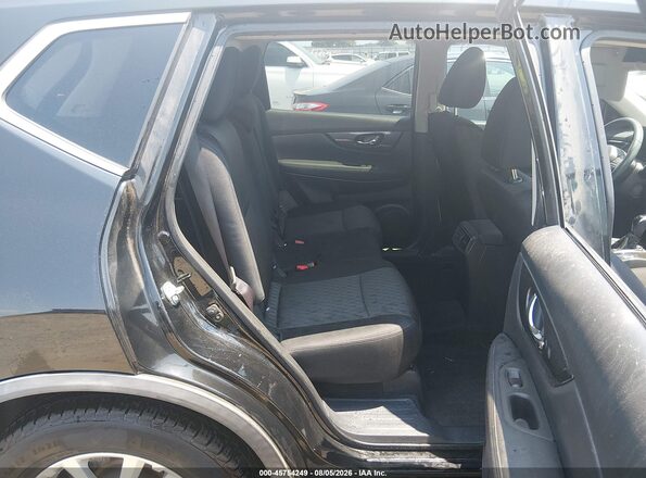 KNMAT2MTXJP506486 2018 NISSAN ROGUE Black Widok naklejki z numerem VIN