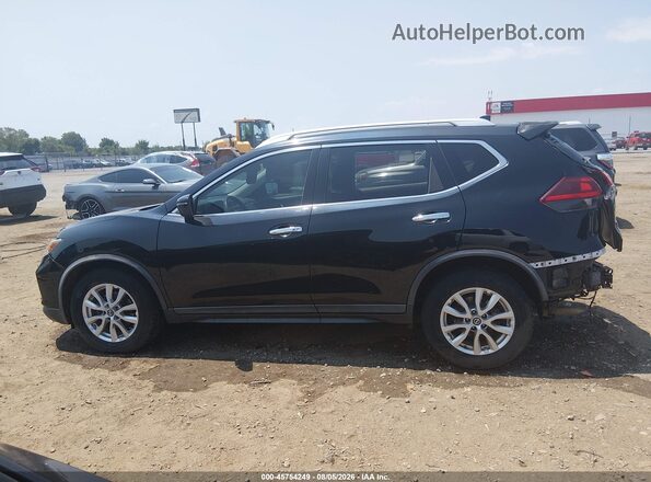 KNMAT2MTXJP506486 2018 NISSAN ROGUE Black 