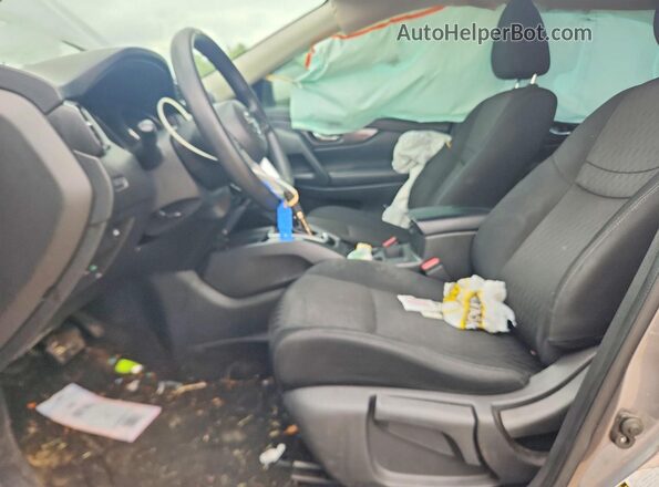 KNMAT2MTXJP582595 2018 NISSAN ROGUE Gray Widok wnętrza z przodu