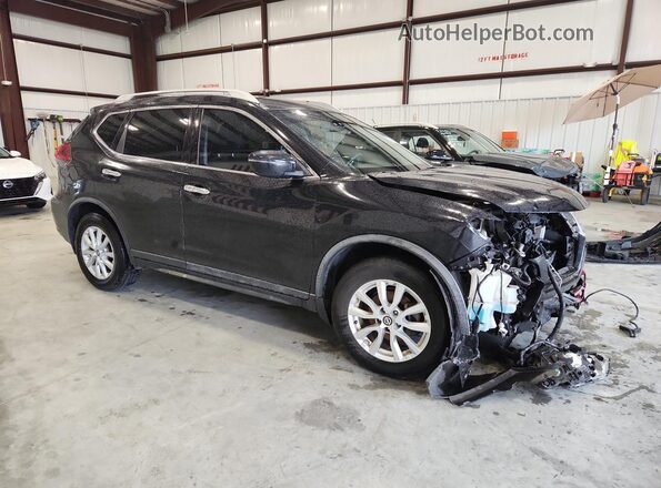 KNMAT2MTXJP596738 2018 NISSAN ROGUE Black Front right