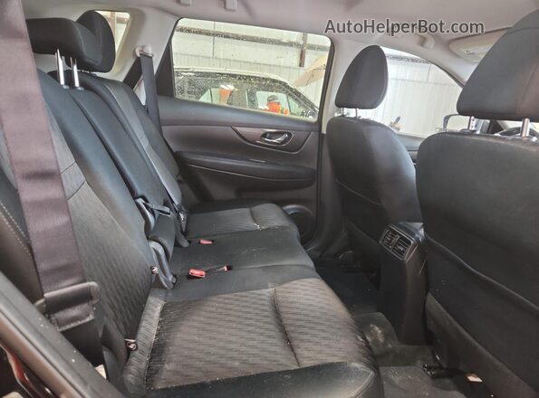 KNMAT2MTXJP596738 2018 NISSAN ROGUE Black Rear interior view