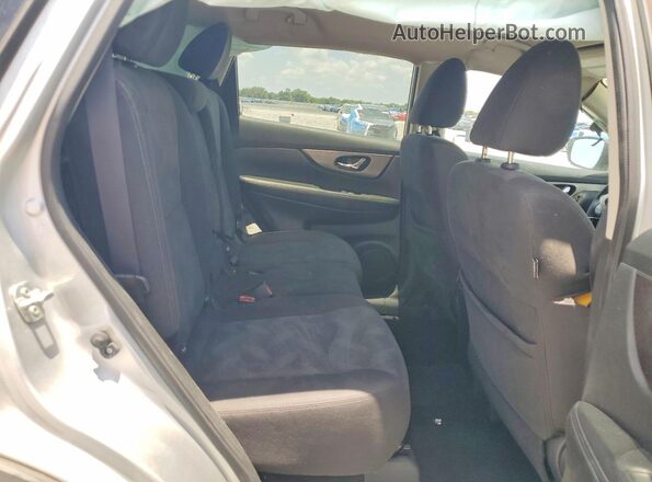KNMAT2MV0GP641566 2016 NISSAN ROGUE Silver Widok tylnych siedzeń