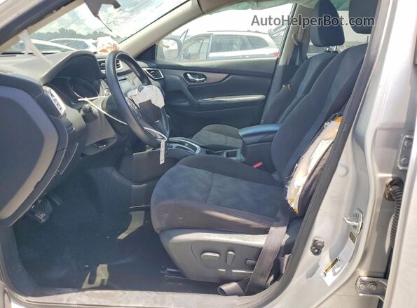 KNMAT2MV0GP641566 2016 NISSAN ROGUE Silver Widok wnętrza z przodu