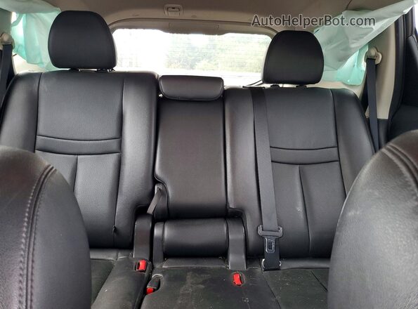 KNMAT2MV0GP718811 2016 NISSAN ROGUE Black Vista de los asientos traseros