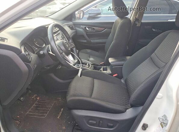 KNMAT2MV0HP516200 2017 NISSAN ROGUE White წინა სალონის ხედი