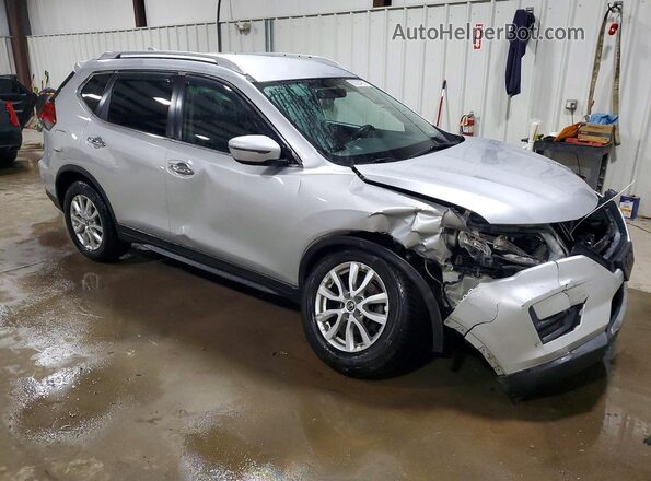 KNMAT2MV0HP532851 2017 NISSAN ROGUE Silver Przód prawy